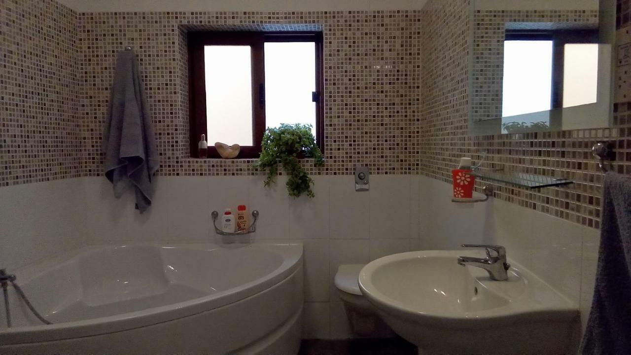 Rubis Daire Victoria Dış mekan fotoğraf